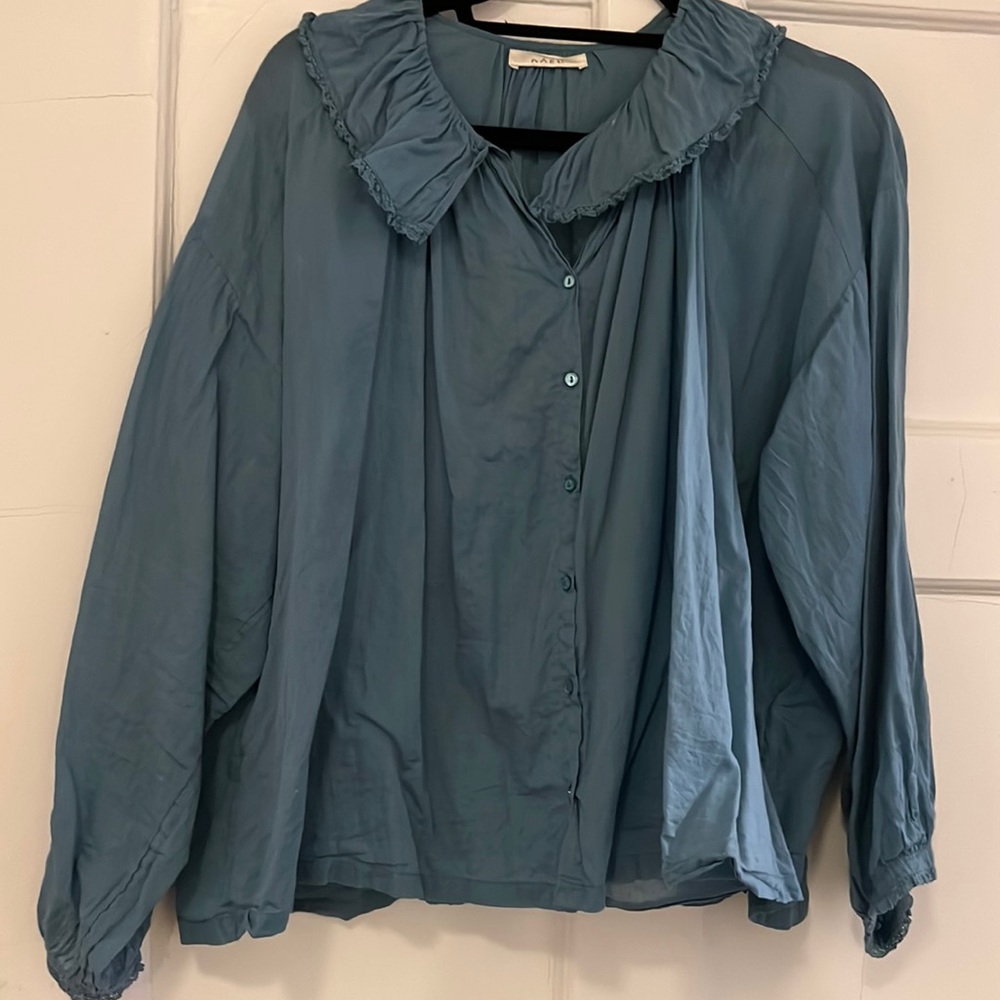Doen blue blouse